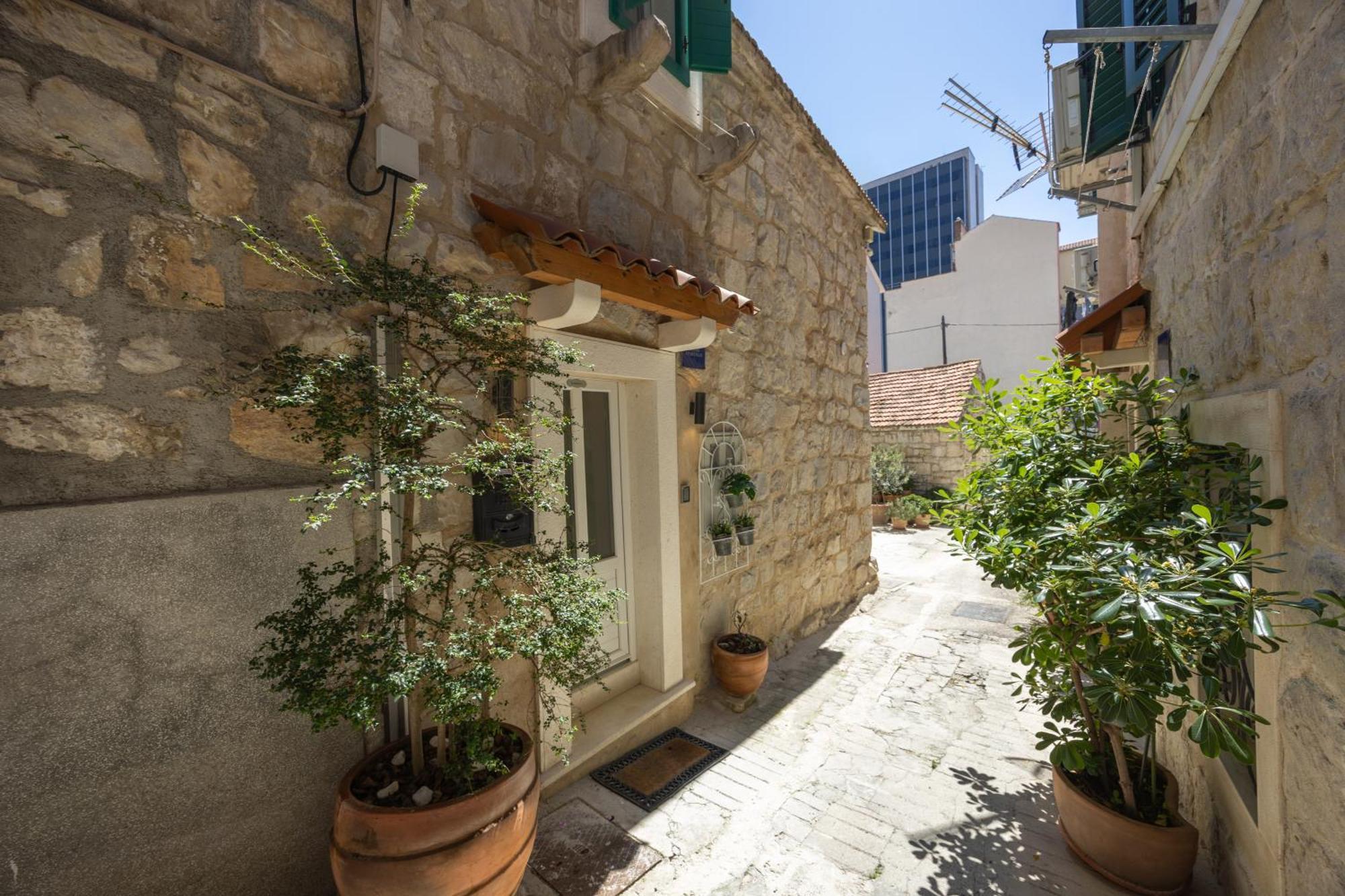 New!!! Deluxe Dino In The Old Town Of Appartement Split